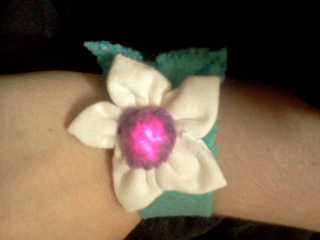 LED Flower Cuff